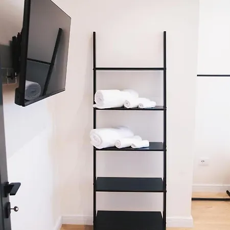 Che Apartment